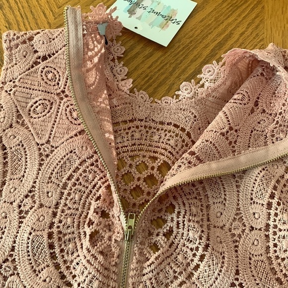 Crocheted style top - Picture 3 of 7